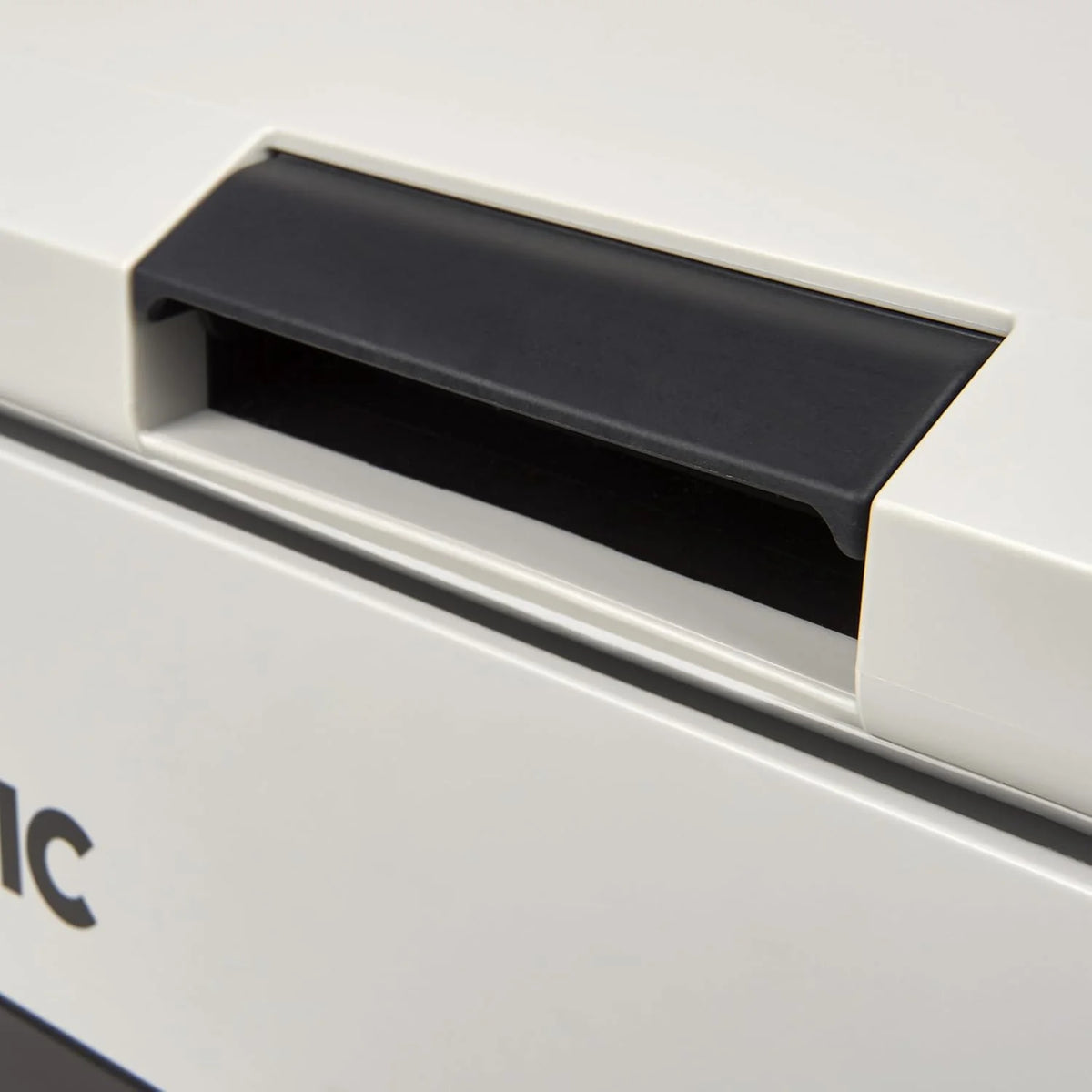 DOMETIC CoolFreeze CFF 45 przenośna elektryczna lodówka kompresorowa, 38 litrów, 12/24 V i 230 V do samochodów, ciężarówek, łodzi, kamperów i gniazdka,