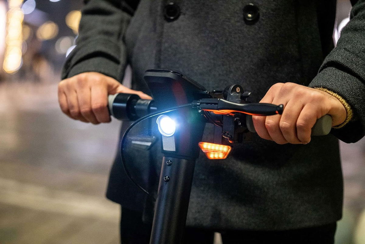 Nilox S1 E-Scooter silnik 350 W, hulajnoga elektryczna, tempomat, Smart Display, elektroniczny hamulec przedni i tylny hamulec tarczowy